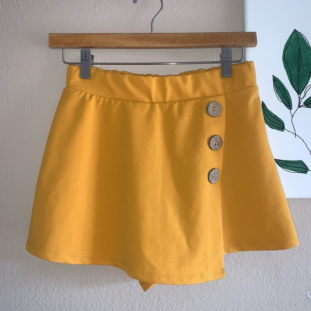 Brand: Haute Monde💛 Size: Small💛 Color: Yellow💛
